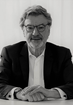  Rolf Schlünder