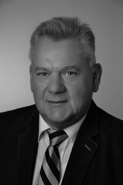  Olaf Adamus